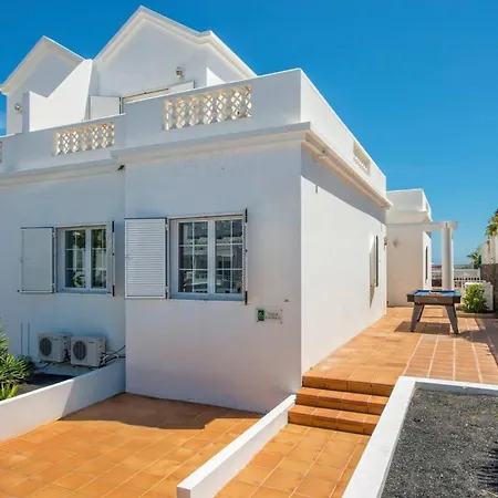 Calma By Πουέρτο Ντελ Κάρμεν