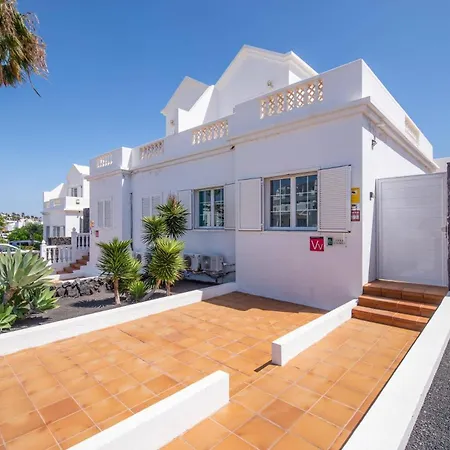 Villa Calma By Puerto del Carmen (Lanzarote)